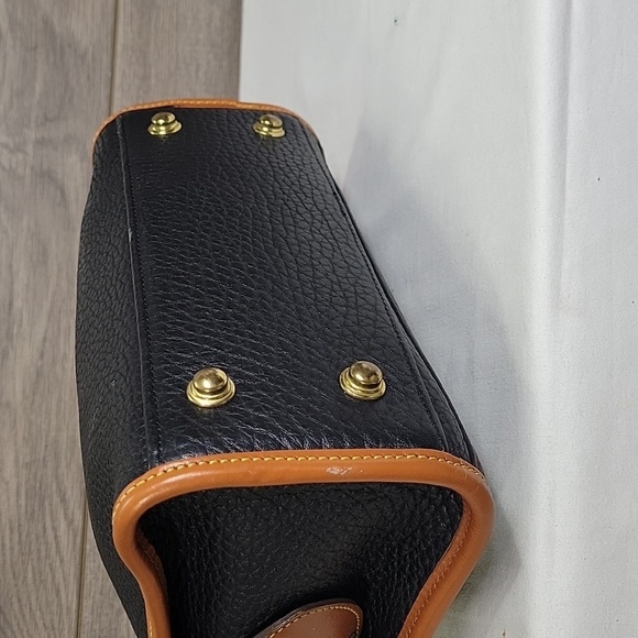 Vintage Dooney & Bourke Black and Brown Leather Crossbody Bag - Picture 6 of 13